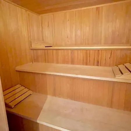 Daire Large With Sauna, Terrace, Garden And Open Fireplace *